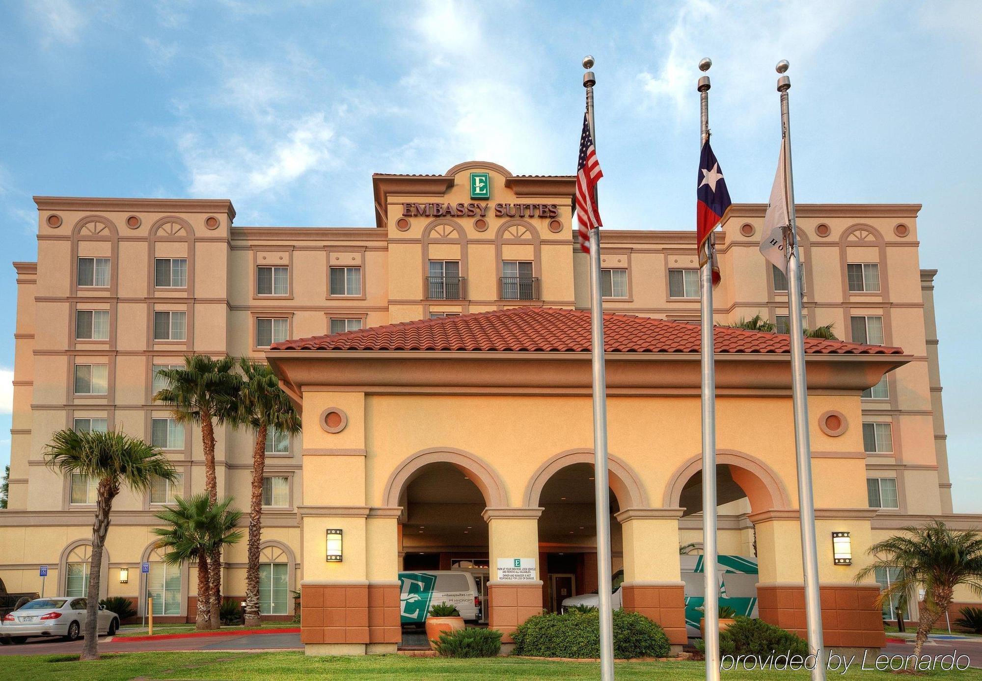 Embassy Suites By Hilton Laredo Exterior photo